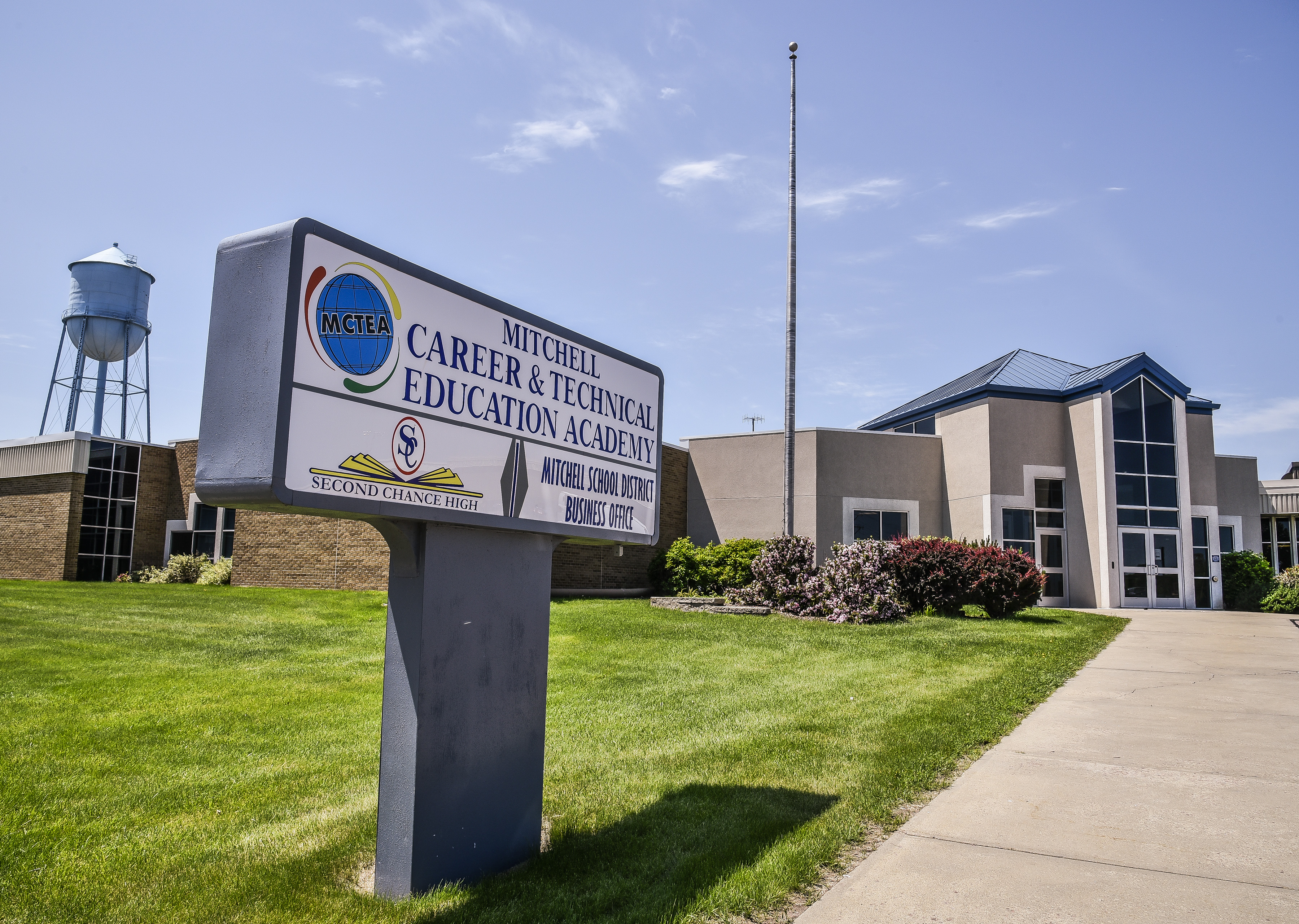 Mitchell Board of Education to continue discussion on dual credit program, consider policy - Vimarsana News